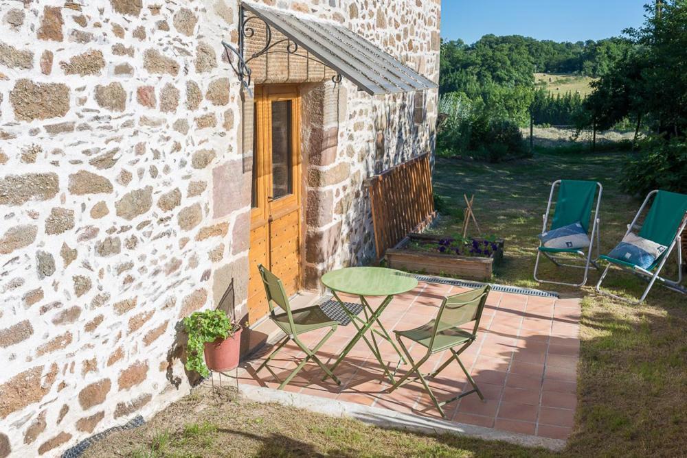 Les Granges De Cassard Bed & Breakfast Anglars Exterior photo